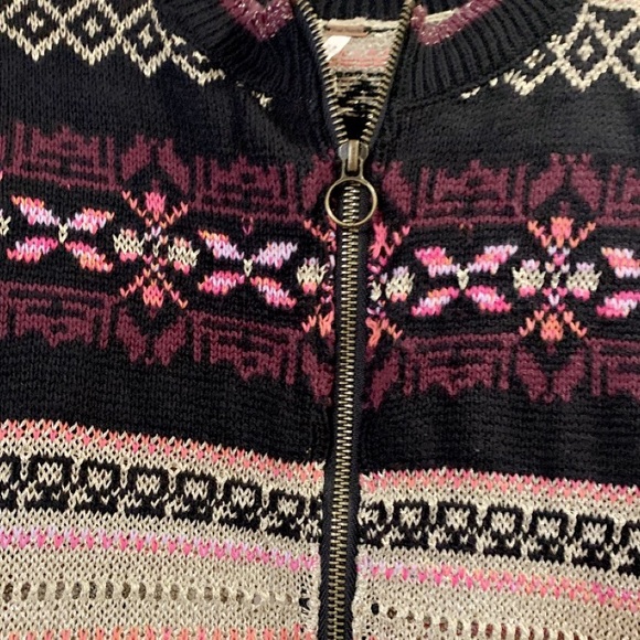 🌟✖️SOLD✖️🌟🖤Free People🖤🌟 Cozy Cottage Sweater - Picture 12 of 14
